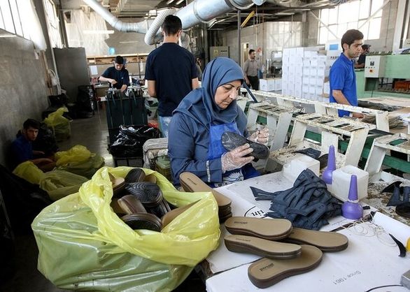 بیمه نکردن کارگران خسارتهای سنگین به کشور تحمیل میکند
