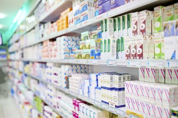 یکهزار میلیارد تومان به داروخانههای طرف قرارداد با تامین اجتماعی پرداخت شد