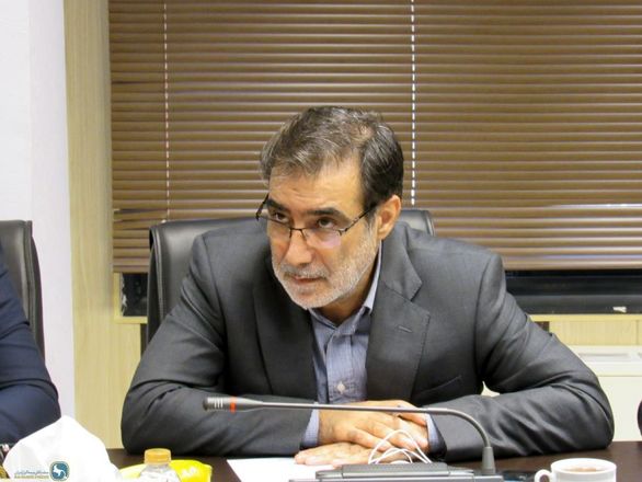 صنعت بیمه کشور از ریل خارج شده/انحصار ریسکهای بزرگ در شرکتهای بزرگ به دلیل سیاست بیمه مرکزی است