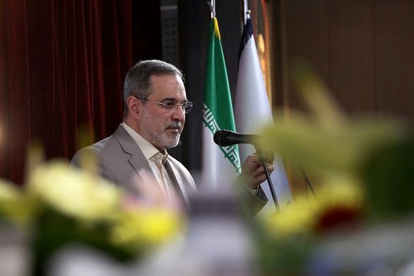 مدارس مناطق سیل زده بیمه نیستند