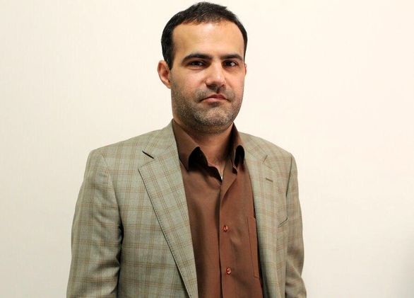 واگذاری سهام بانکها و بیمههای دولتی از طریق صندوق دور زدن خصوصیسازی است