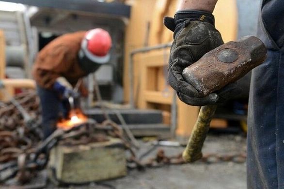 جریمه به کارگیری اتباع خارجی در هر روز معادل 5 برابر دستمزد آنها است