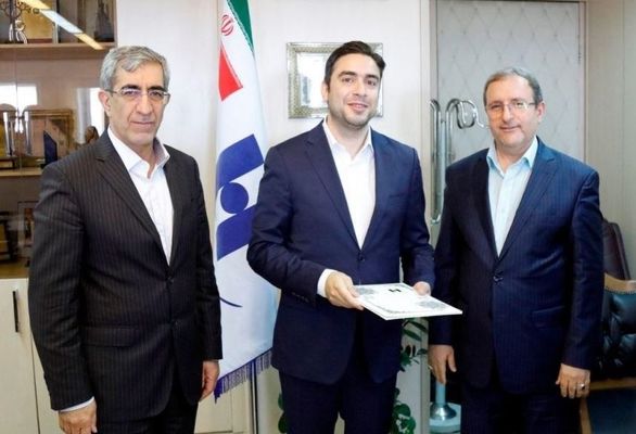 افرادی که بعد از خرید واحدهای EFT کد رهگیری دریافت نکردند با صدای سپهر تماس بگیرند
