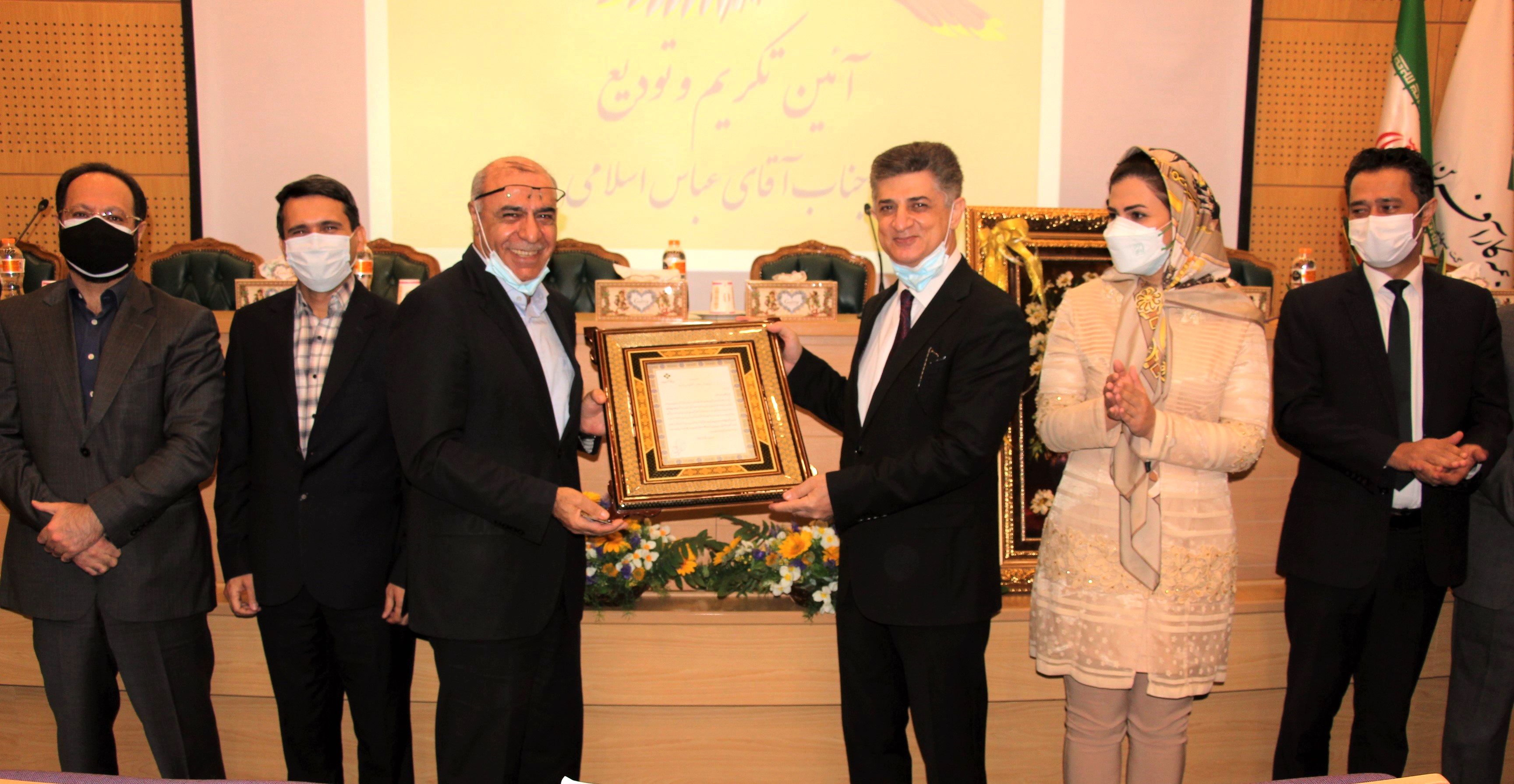 مراسم تودیع معاون بیمه های زندگی بیمه کارآفرین برگزار شد