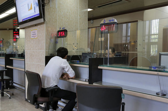 تمامی بانکها در خوزستان تعطیل شدند