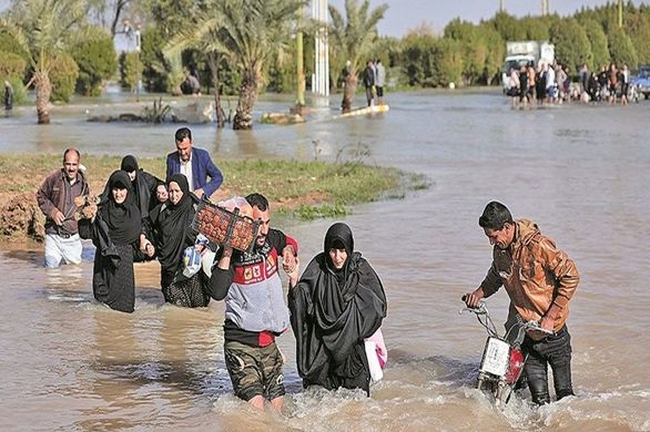 مستمری سیلزدگان سه برابر پرداخت میشود