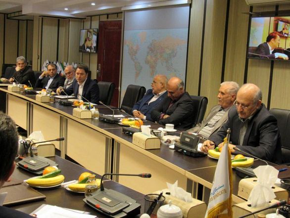 علاقمندان به دبیر کلی سندیکای بیمهگران بخوانند!