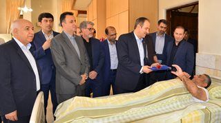 دیدار مدیرعامل بیمه آسیا با جانبازان انقلاب اسلامی