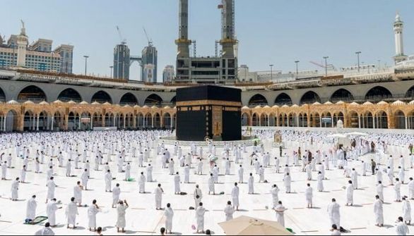 عمره گزاران تحت پوشش بیمه کرونا قرار میگیرند