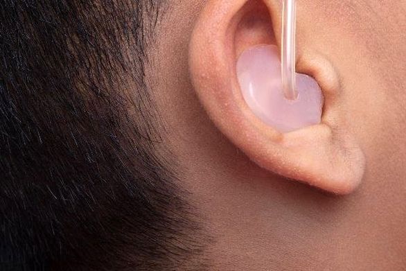 بیمه سلامت هزینه خدمات سمعک را تقبل نمیکند