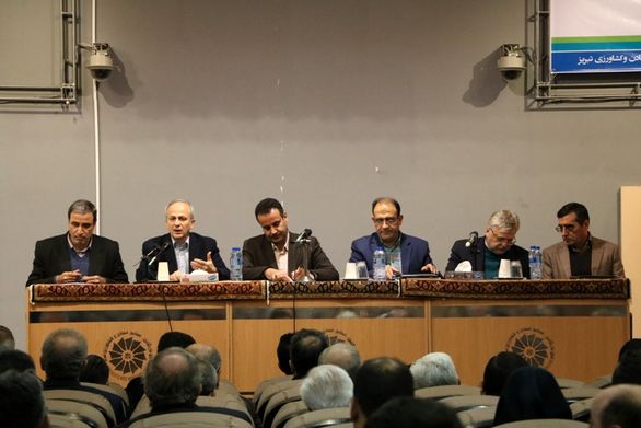 هیچ کارگاهی به جهت بدهی به سازمان تامین اجتماعی تعطیل یا تعلیق نشده است