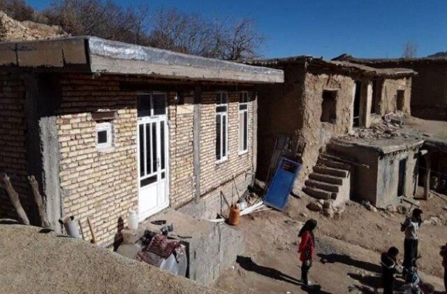 منازل روستایی مهریز تحت پوشش بیمه حوادث قرار گرفتند