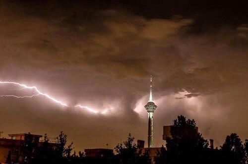 آمار دقیقی از صاعقههایی که منجر به خسارت میشود وجود ندارد