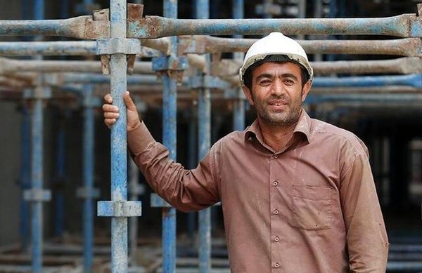 دهها هزار کارگر ساختمانی در انتظار بیمه شدن هستند