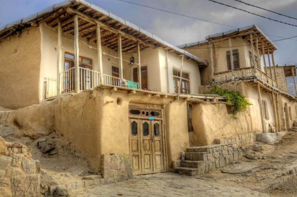 همه ساکنان روستایی کردستان بیمه سلامت رایگان دارند