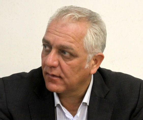 گاوداران به دلیل برخورد وزارت اقتصاد از خرید بیمهنامه منصرف شدند!