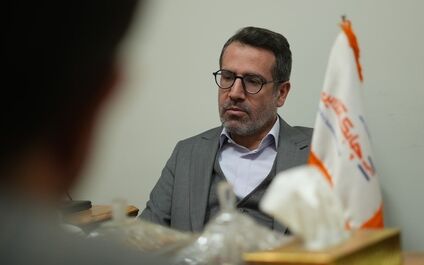 مشکلات مقررات صنعت لیزینگ با همفکری فعالان صنف میسر می شود + فیلم