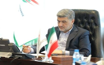 نامه نگاری رئیس سازمان بورس با ۵ وزیر برای پیگیری مطالبات سهامداران