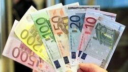 نرخ ارز امروز ۱۰ مهر / یورو کاهشی شد