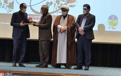 مدیر عامل بیمه آسیا به عنوان مدیر تراز انقلاب اسلامی انتخاب شد