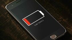 ۸ نکته برای جلوگیری از تمام‌شدن باتری گوشی در سفر

