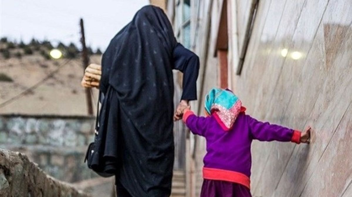 زنان سرپرست خانوار حق عائلهمندی میگیرند