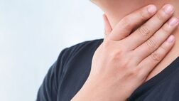 اولین علائم سرطان حنجره چیست؟
