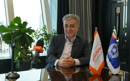 برای انجام 90 درصد از فعالیت بانکداری خرد نیازی به حضور مشتری در شعب نیست+فیلم