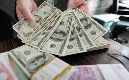 چین ۵۴ میلیارد دلار به بانک‌ها و شرکت‌های بیمه ای تزریق می‌کند

