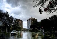 رگبار و رعدوبرق و وقوع گردوخاک در نقاط مختلف کشور
