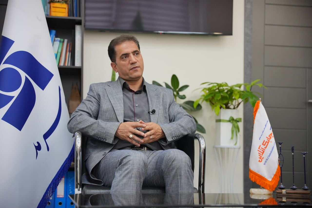 نرخ‌شکنی و دور زدن آیین‌نامه‌ها چالش جدی بیمه درمان گروهی است
