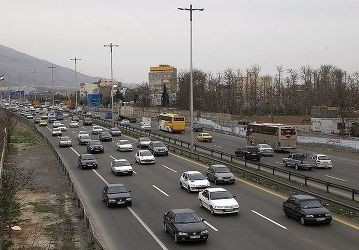 تردد روان در محورهای چالوس، هراز و فیروزکوه