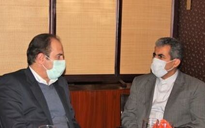رئیس کمیسیون اقتصادی مجلس شورای اسلامی از توزیع کمک‌ های بیمه‌آسیا در مناطق سیل‌زده جنوب استان کرمان قدردانی کرد