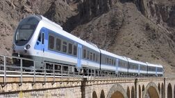 آغاز پیش‌فروش بلیت قطارهای نیمه دوم فروردین از امروز