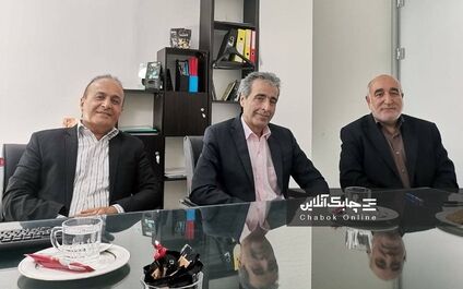 سلامتیان قمصری کلید اتاق مدیریت لیزینگ الکا را به "سعادت" واگذار کرد