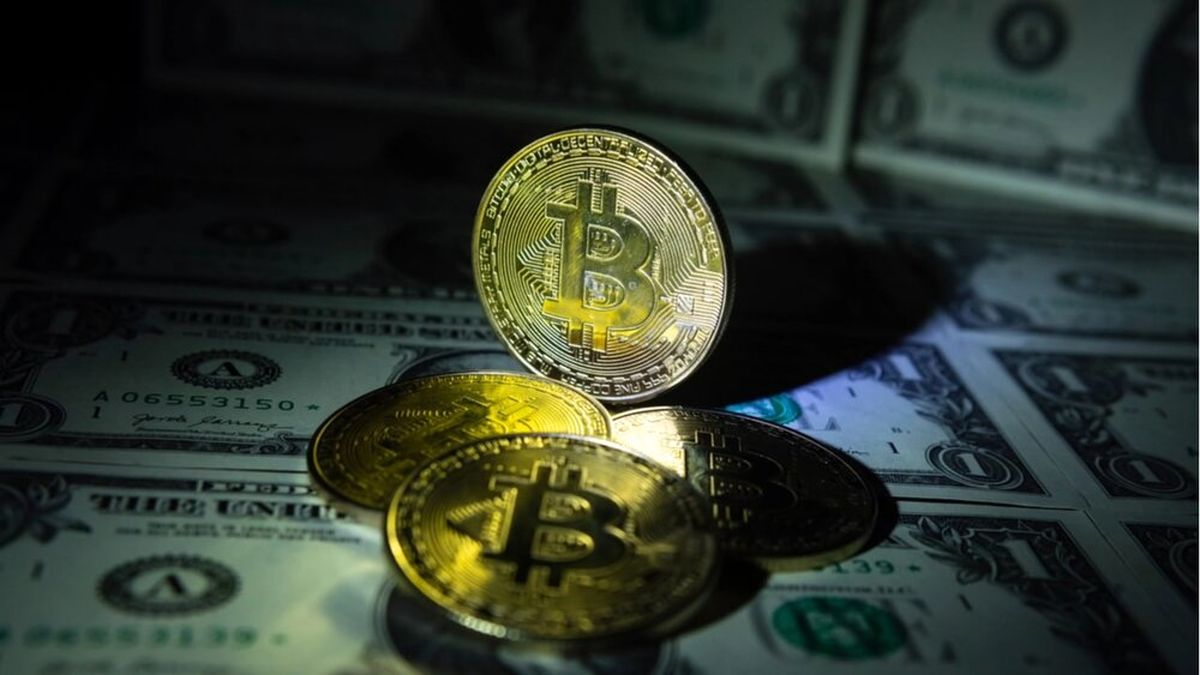 بیتکوین بهعنوان روش پرداخت به هواپیمایی امارات اضافه میشود