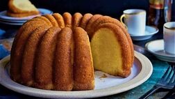 طرز تهیه کیک 8 قاشقی بدون فر؛ آسون ترین کیک خانگی

