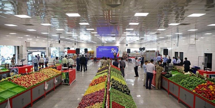 میوه‌های تابستانی فراوان امان گران