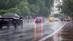بارش باران در شمال کشور/ وزش باد و گرد و خاک در شرق
